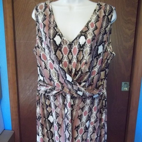 Candies Rosey Python Sleeveless Dress - Picture 1 of 7